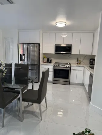 $3,500 | 16418 Southwest 72nd Terrace, Miami, FL 33193