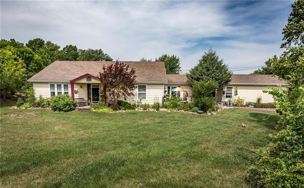 5183 Cherokee Lane McLouth, KS 66054 - Photo 1 of 1