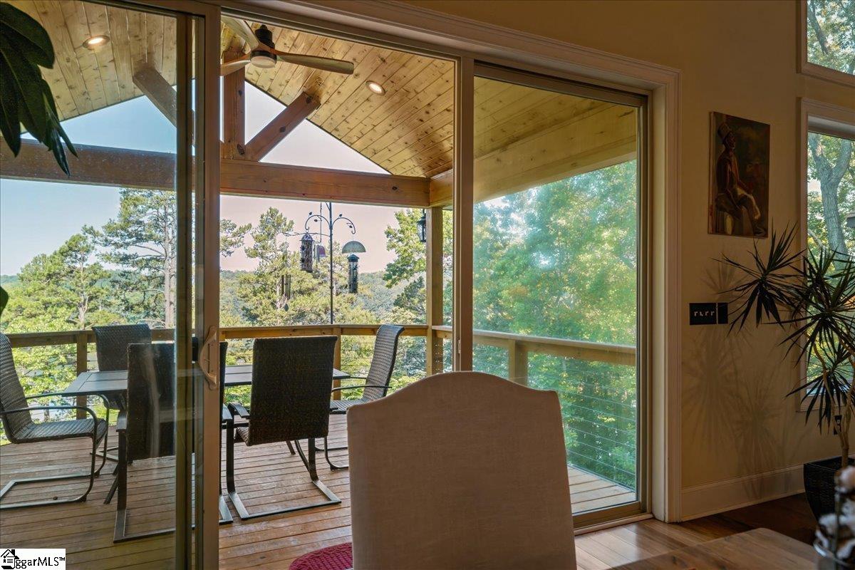 115 Keowee Overlook Road West Union, SC 29696 - Photo 17 of 47