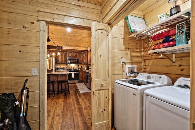 956 Lemmon Lane Ellijay, GA 30540 - Photo 21 of 60 a view of storage and utility room