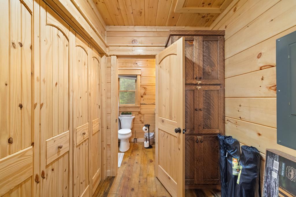 956 Lemmon Lane Ellijay, GA 30540 - Photo 50 of 60 a view of a walk in closet