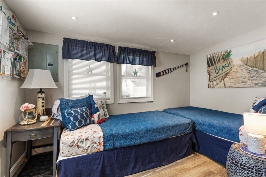 66 Bayview Street Wareham, MA 02571 - Photo 10 of 37 a living room with furniture and a window