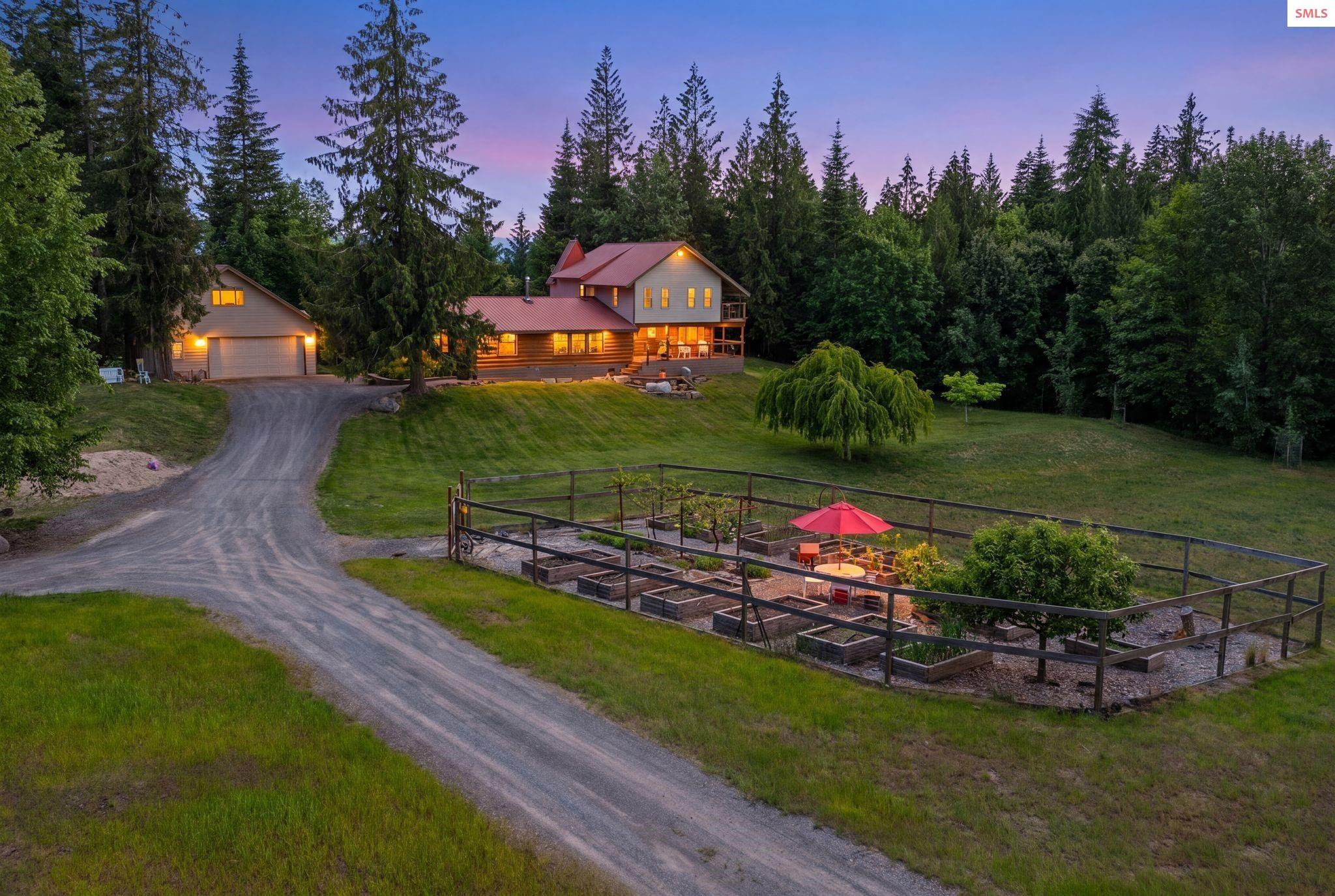 343 West Spring Creek Road Hope, ID 83836 - Photo 10 of 53 Gallery Image 10