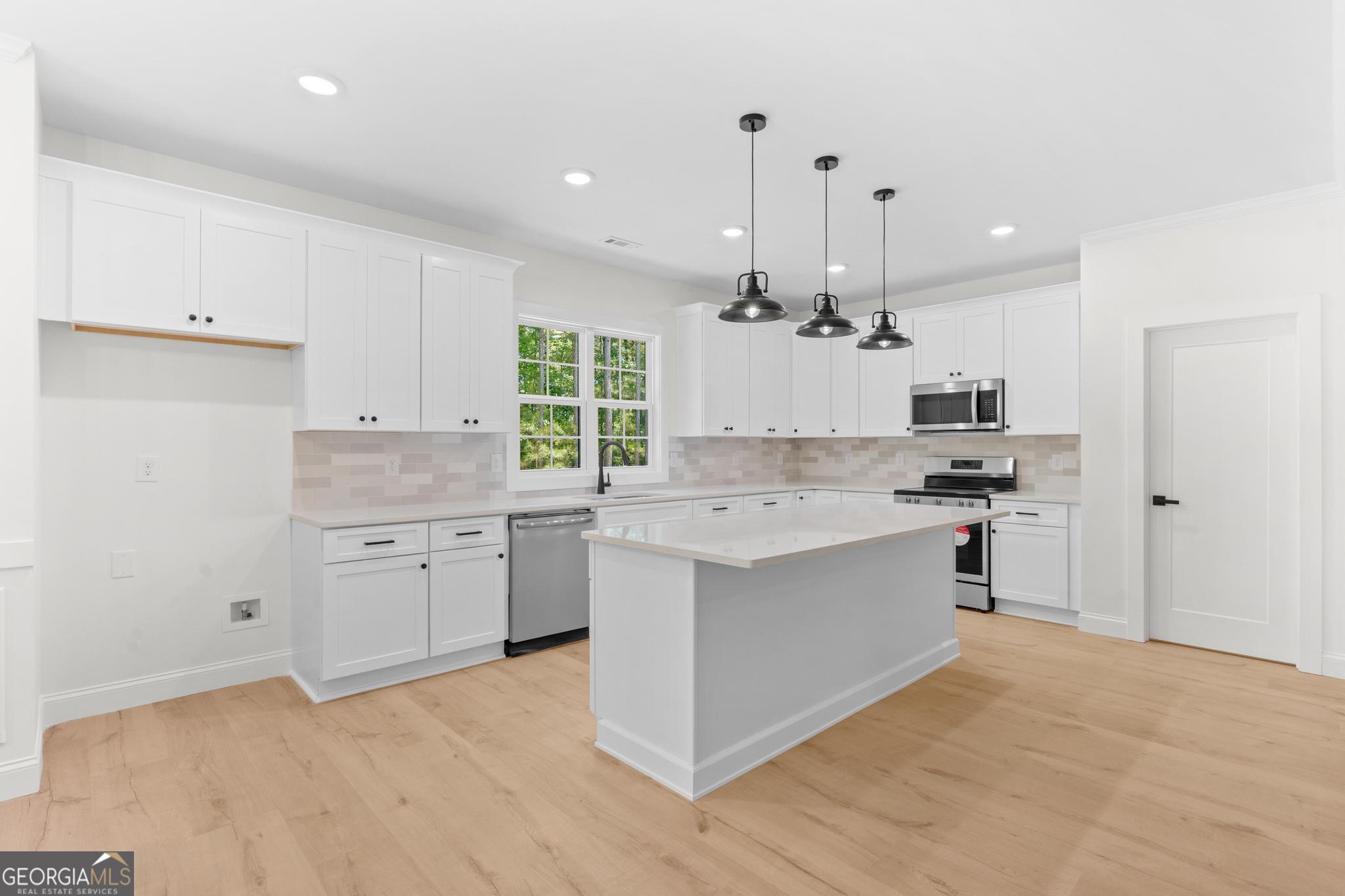 502 Martin Mill Road Moreland, GA 30259 - Photo 3 of 41