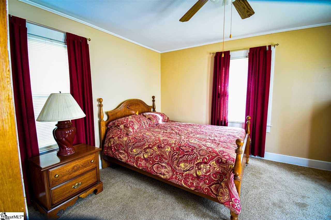 3702 Dixon Road Anderson, SC 29625 - Photo 8 of 36