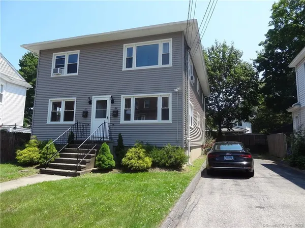 $2,700 | 64 Nash Lane, Bridgeport, CT 06605