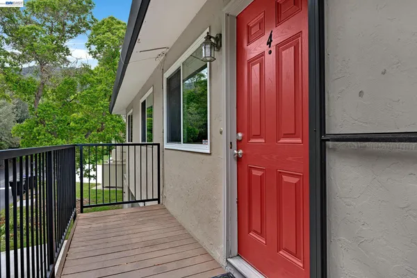 $498,000 | 2110 Arroyo Court, Unit 4, Pleasanton, CA 94588
