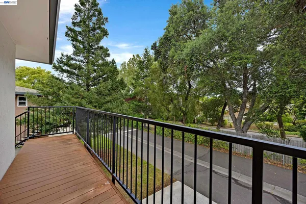 $498,000 | 2110 Arroyo Court, Unit 4, Pleasanton, CA 94588