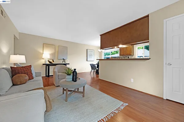 $498,000 | 2110 Arroyo Court, Unit 4, Pleasanton, CA 94588