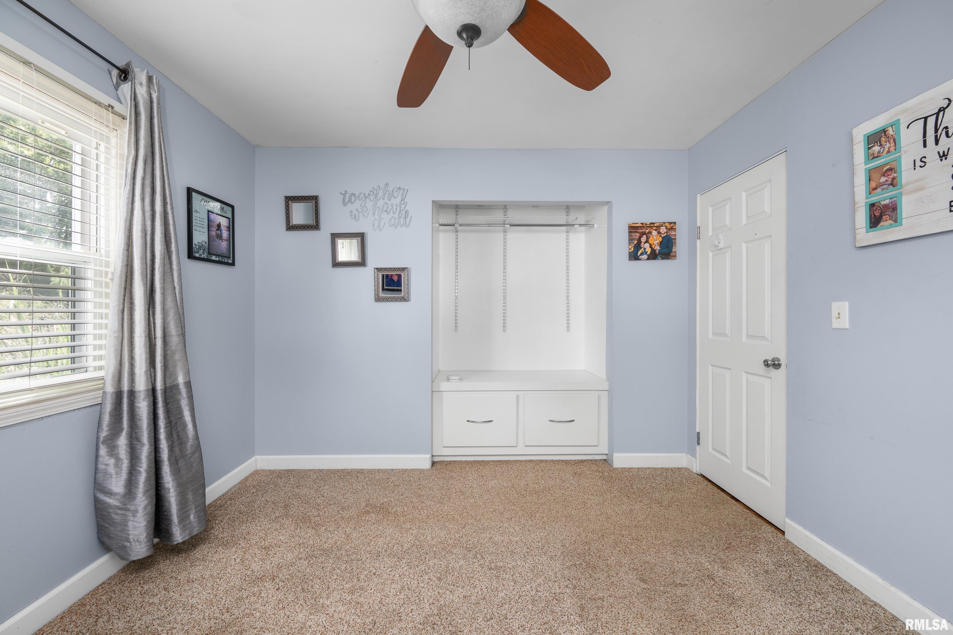 13611 138th Street West Taylor Ridge, IL 61284 - Photo 11 of 26
