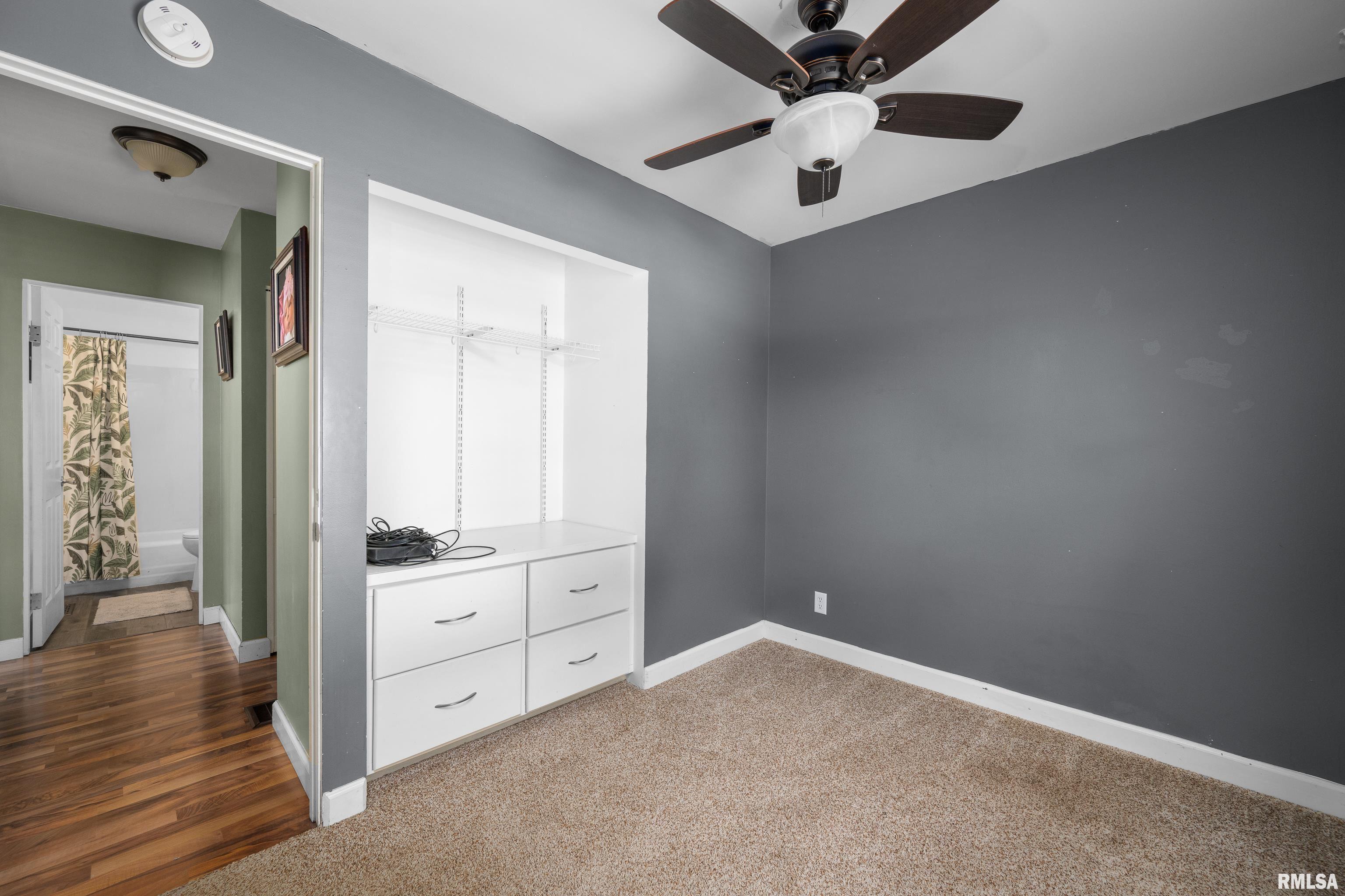 13611 138th Street West Taylor Ridge, IL 61284 - Photo 12 of 26