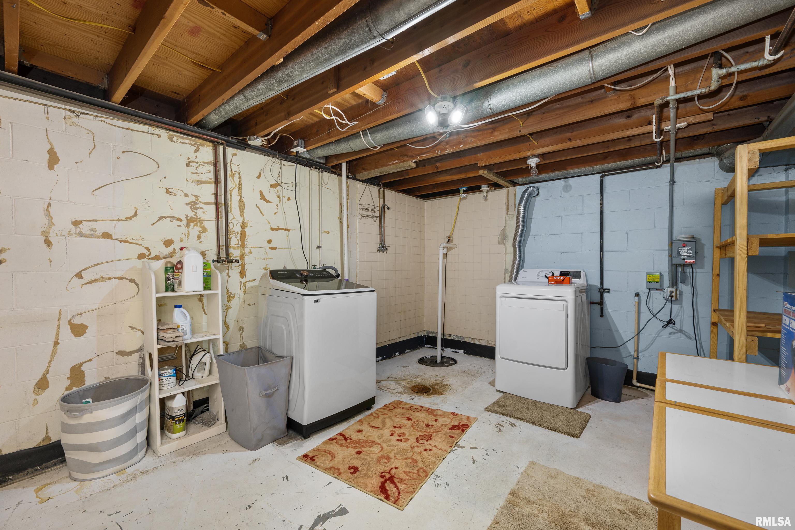13611 138th Street West Taylor Ridge, IL 61284 - Photo 21 of 26