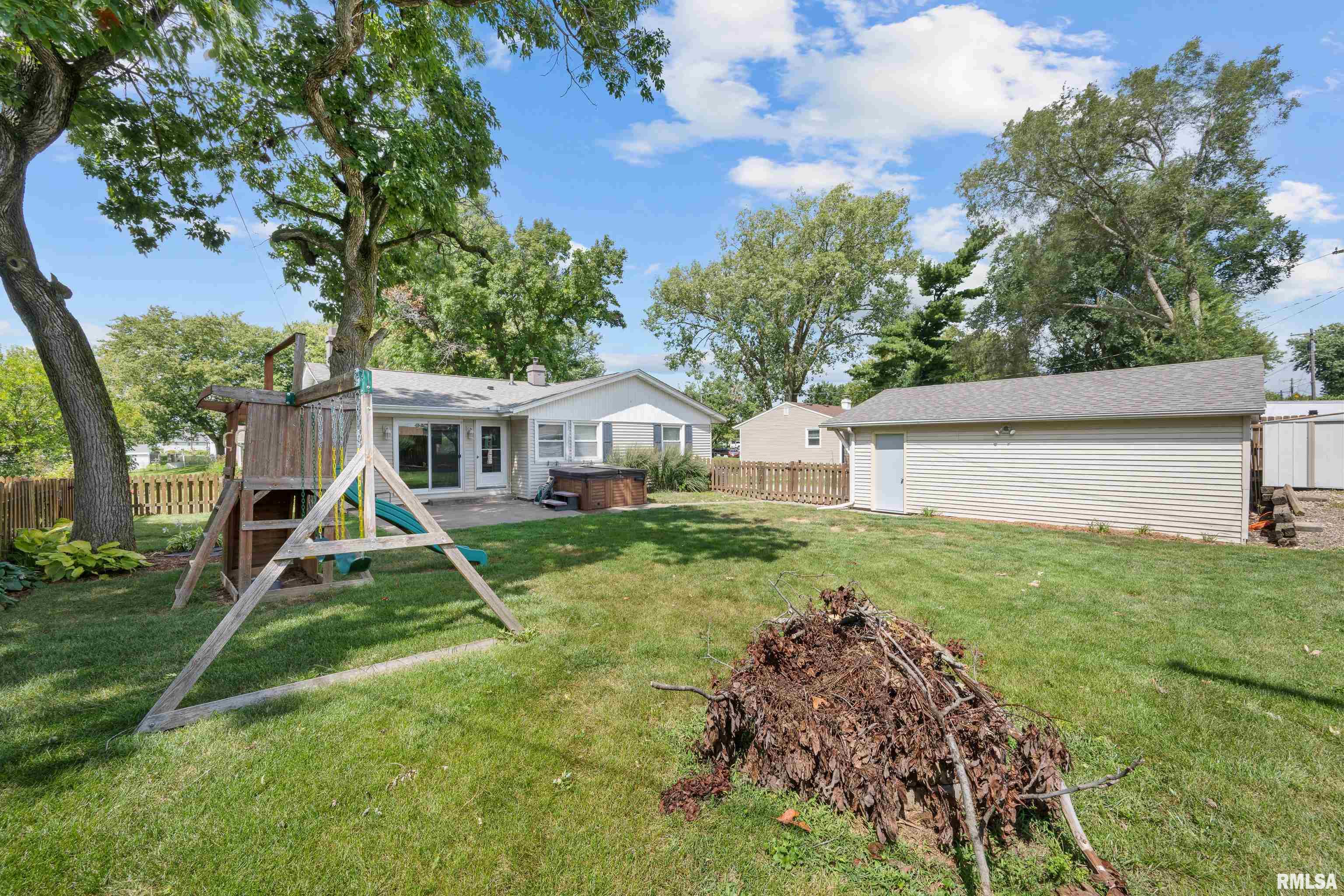 13611 138th Street West Taylor Ridge, IL 61284 - Photo 25 of 26