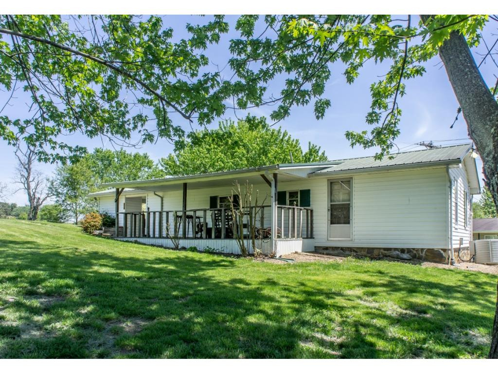 910 Lick Hollow Road Greeneville, TN 37743 - Photo 12 of 32 Photo 12