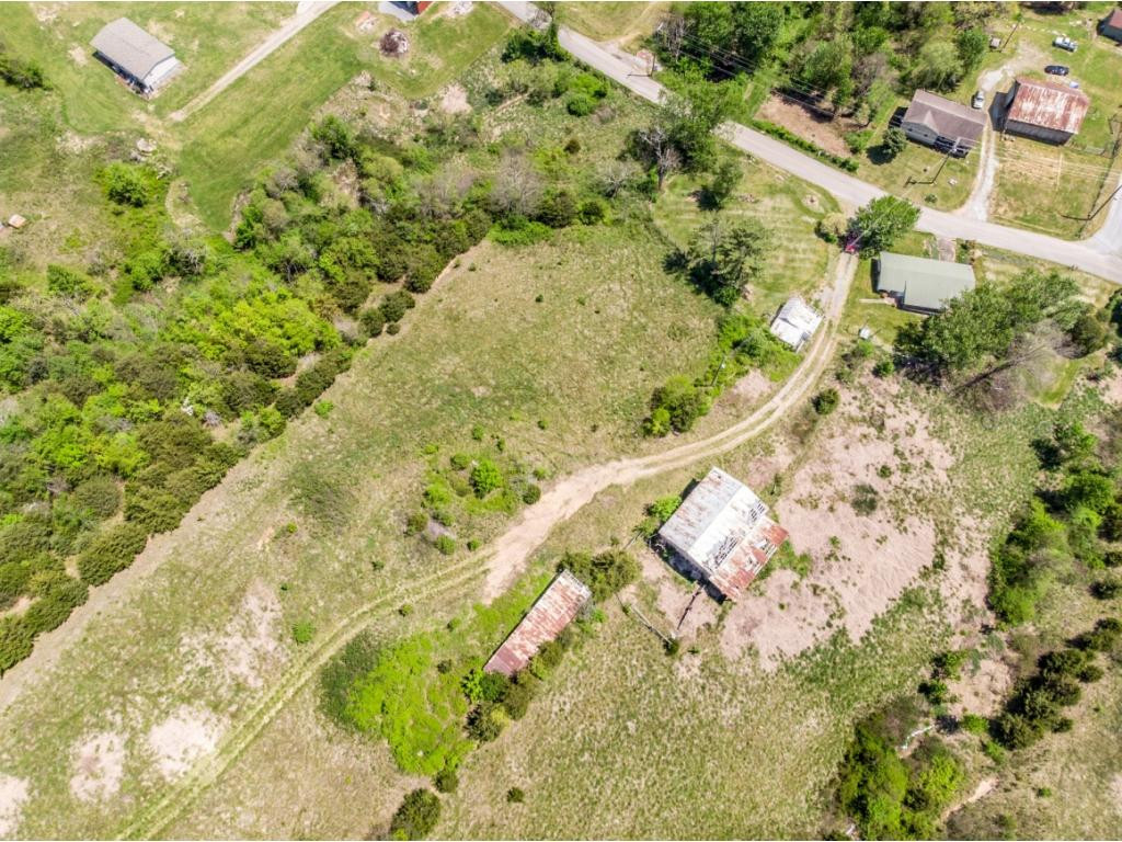 910 Lick Hollow Road Greeneville, TN 37743 - Photo 25 of 32 Photo 25