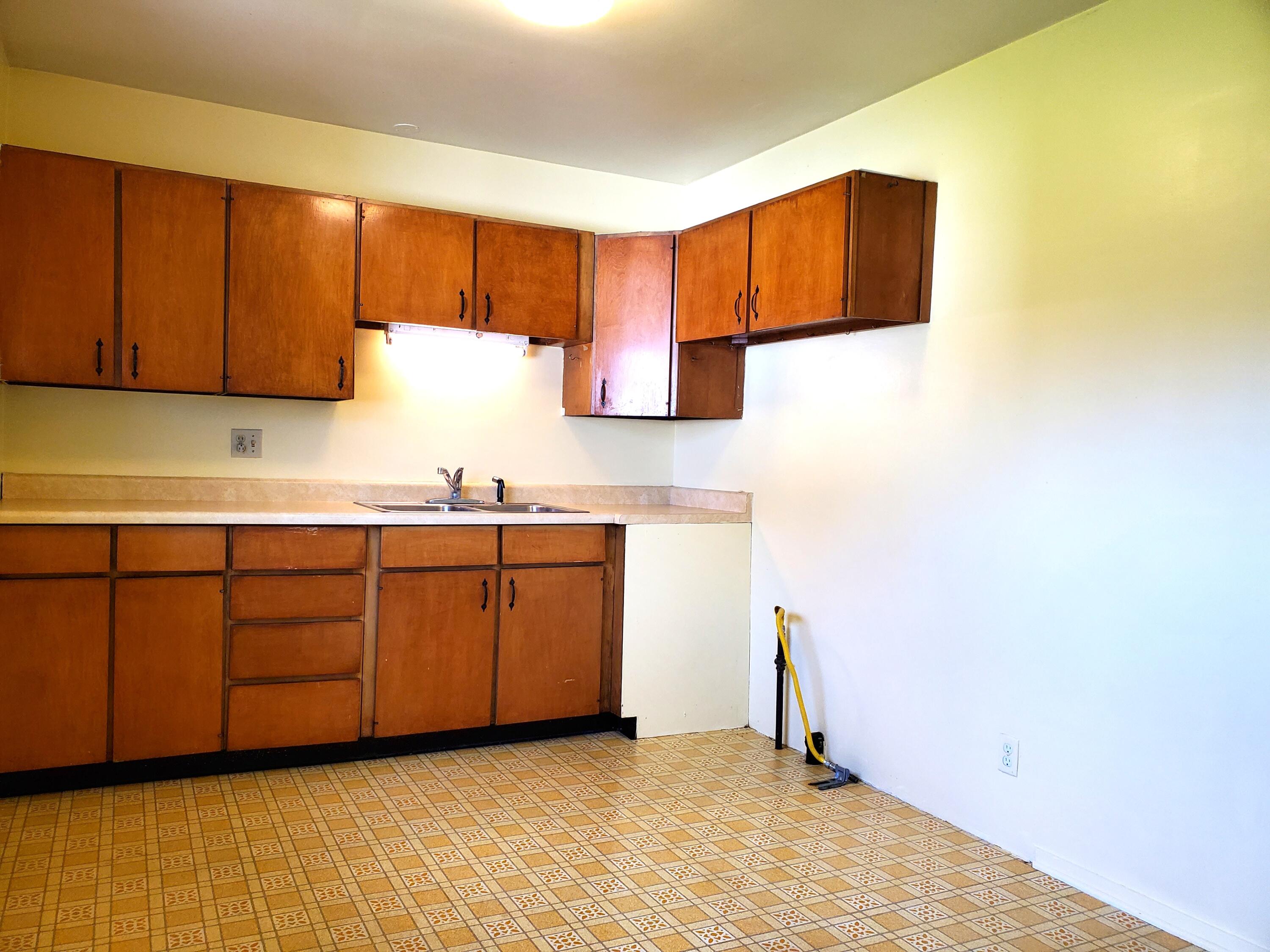 805 West Washington Street Rensselaer, IN 47978 - Photo 7 of 17 3000x2250