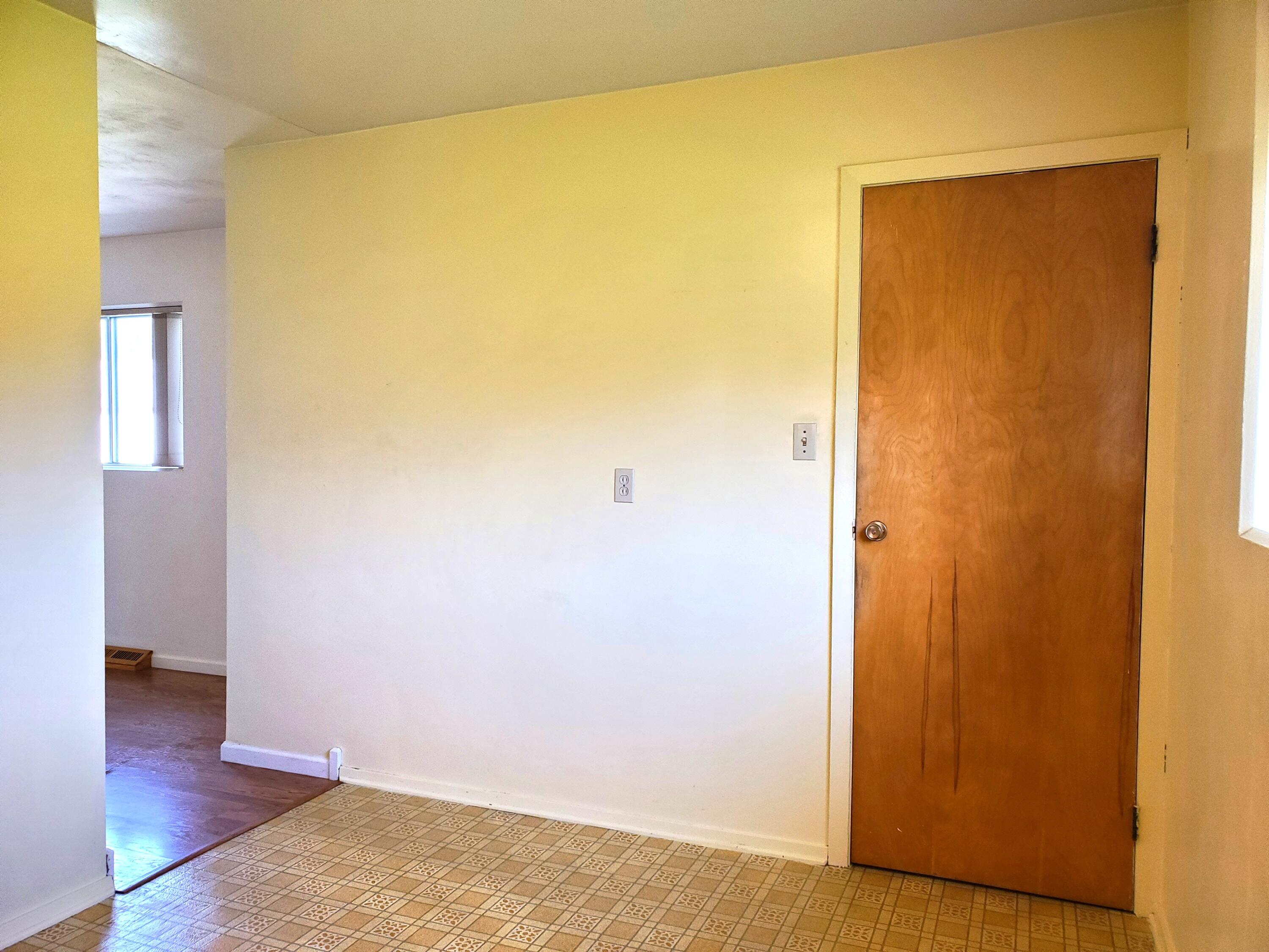 805 West Washington Street Rensselaer, IN 47978 - Photo 8 of 17 3000x2250