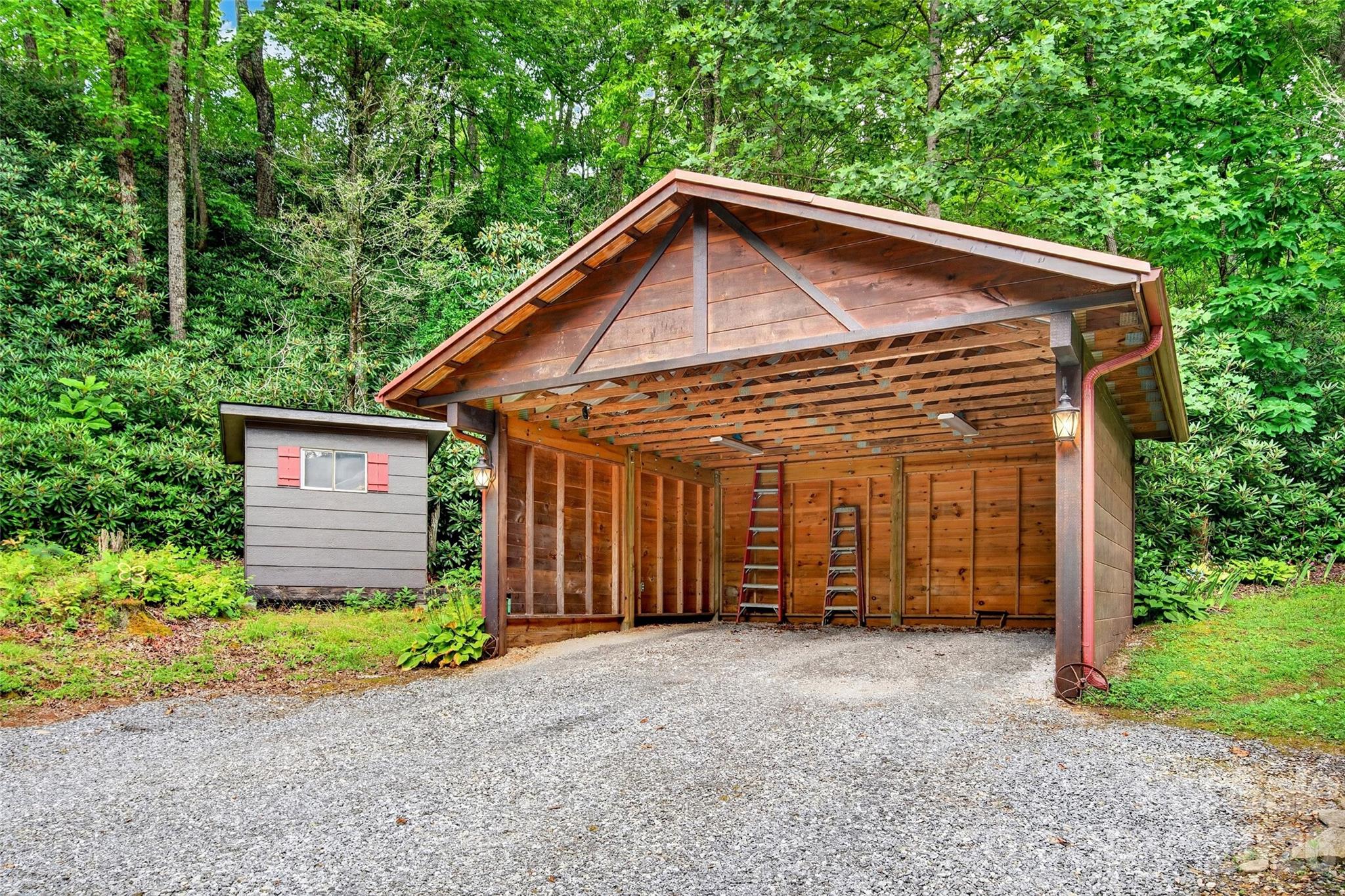 664 Paxton Creek Road Marion, NC 28752 - Photo 30 of 47