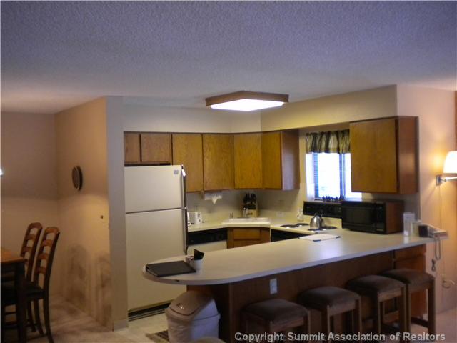 405 4 O Clock Road, Unit 15B Breckenridge, CO 80424 - Photo 4 of 9 Gallery Image 4