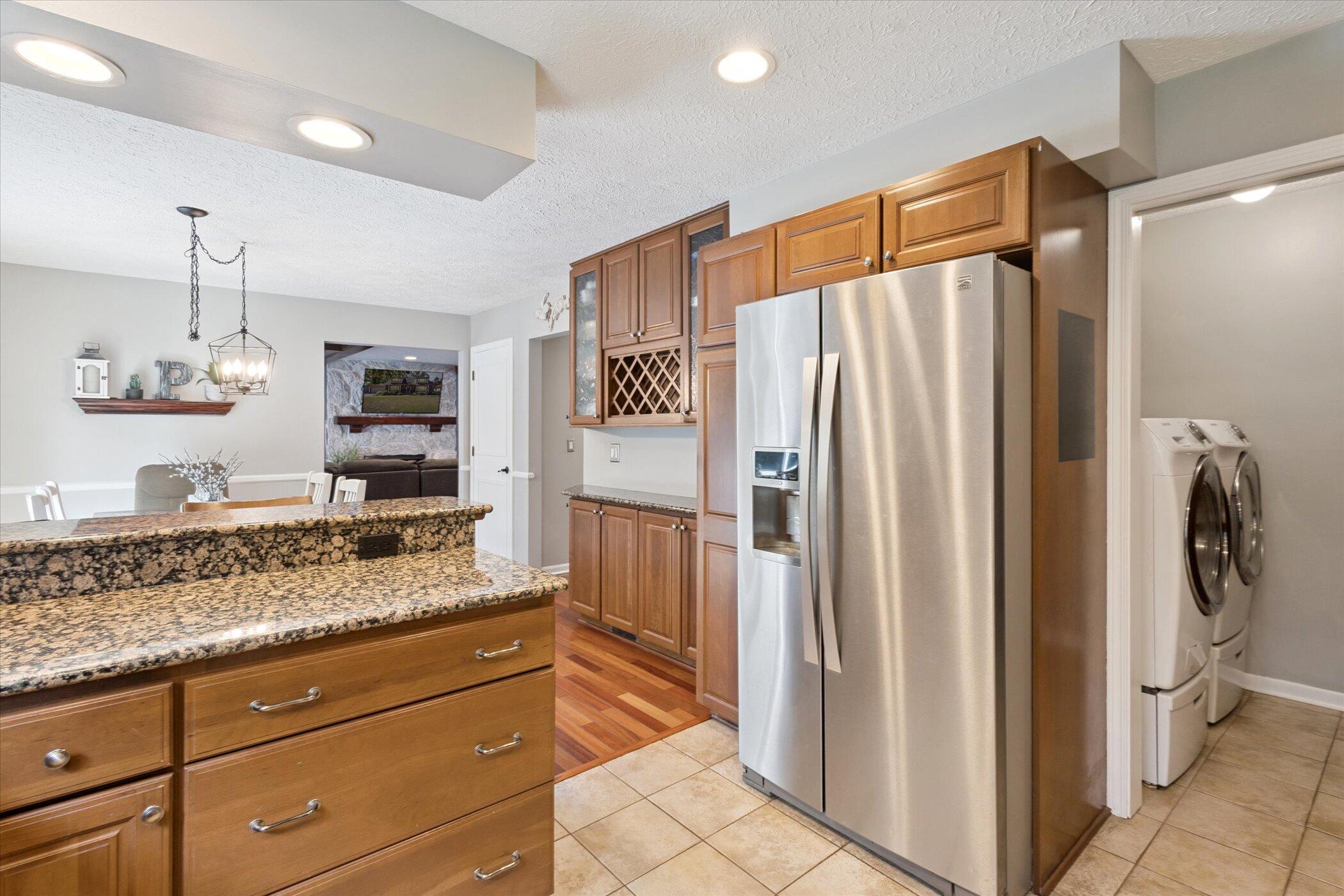 1843 Chester Road Lansing, MI 48912 - Photo 19 of 43 19-1843-Chester-Rd-Lansing-MI-48912-Wind