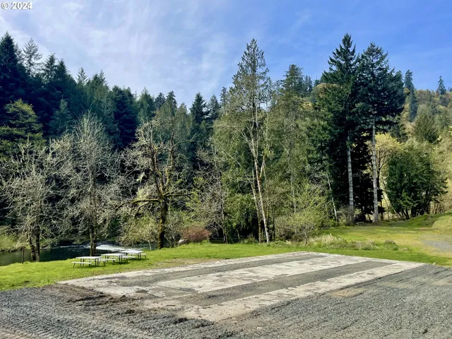 $1,200,000 | 28593 Lower Smith River Road, Reedsport, OR 97467