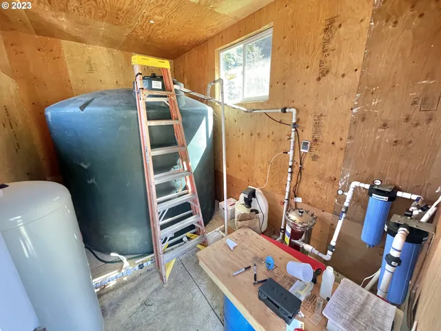 $1,200,000 | 28593 Lower Smith River Road, Reedsport, OR 97467