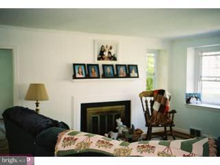 904 Jamestown Road Broomall, PA 19008 - Photo 5 of 6 Gallery Image 5