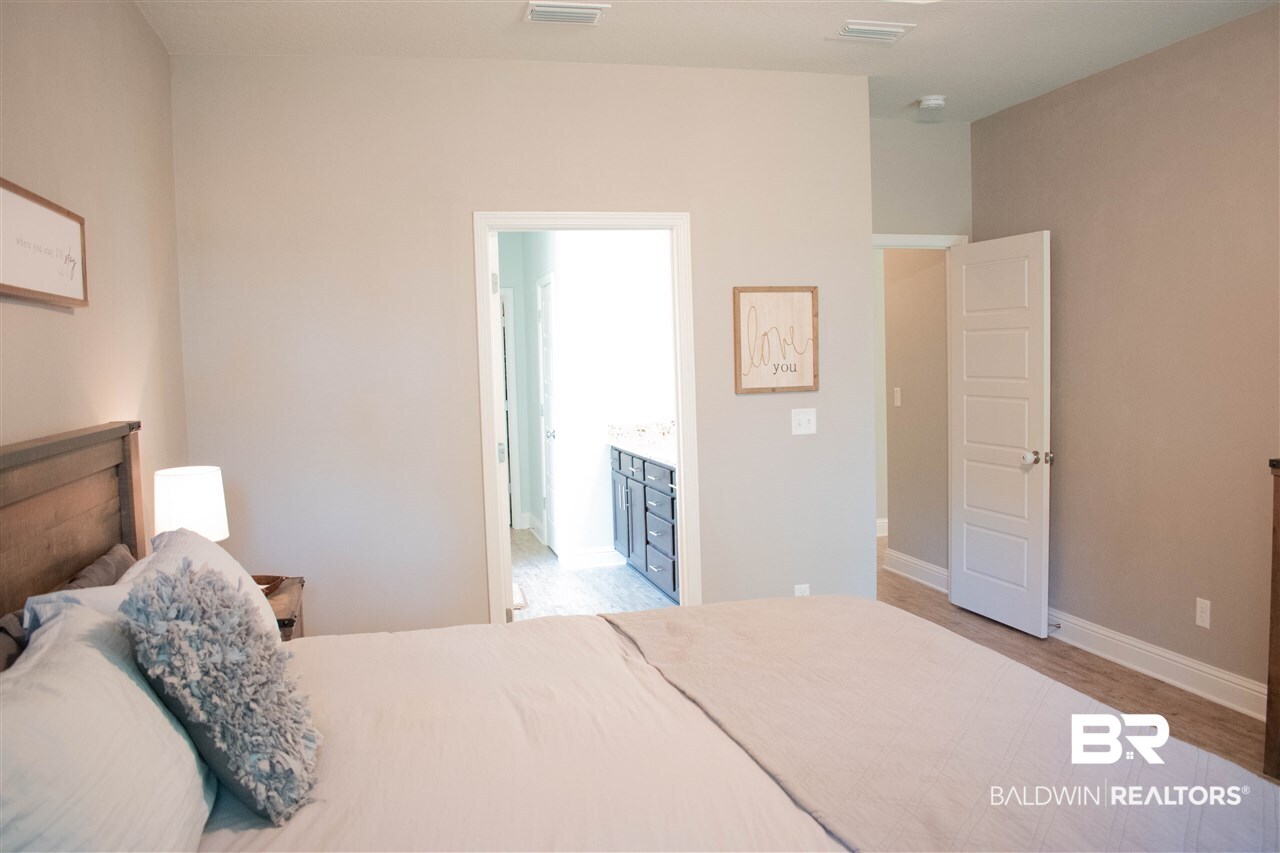 10420 Dunmore Drive Daphne, AL 36526 - Photo 23 of 41