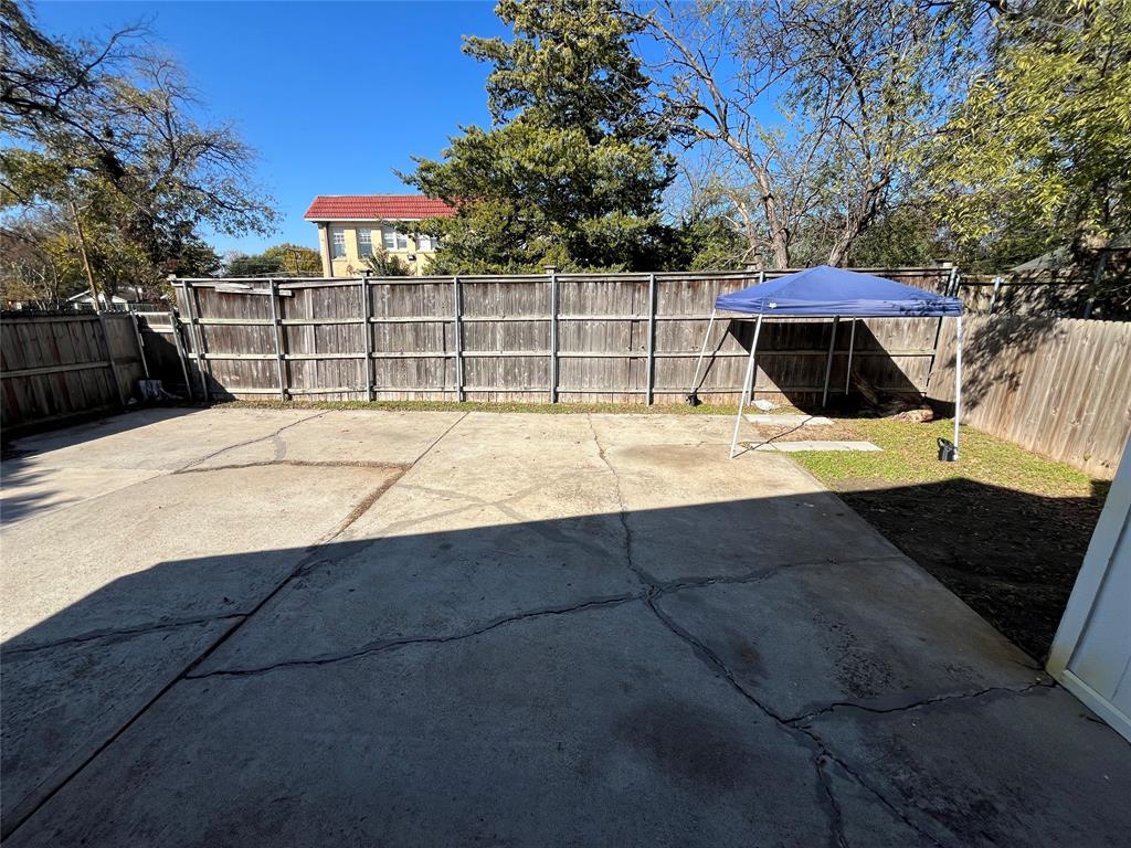 5827 Columbia Avenue Dallas, TX 75214 - Photo 13 of 15