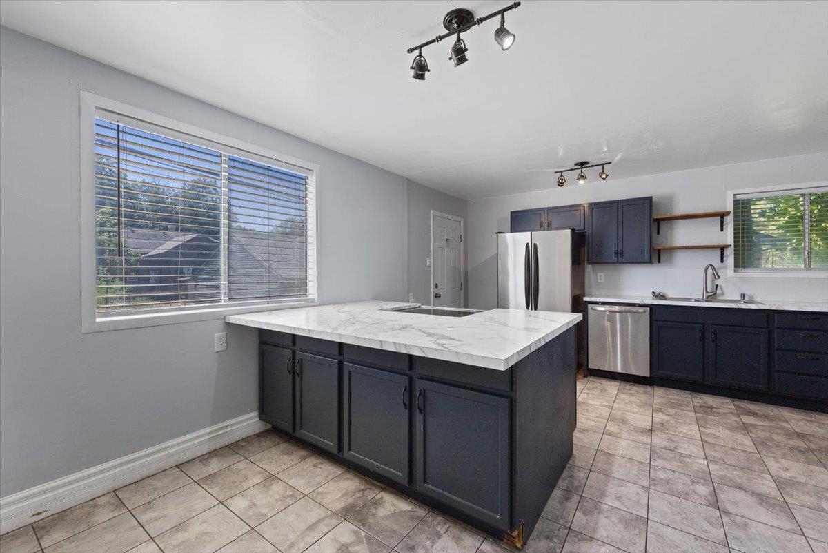 1919 North Standard Street Spokane, WA 99207 - Photo 16 of 44