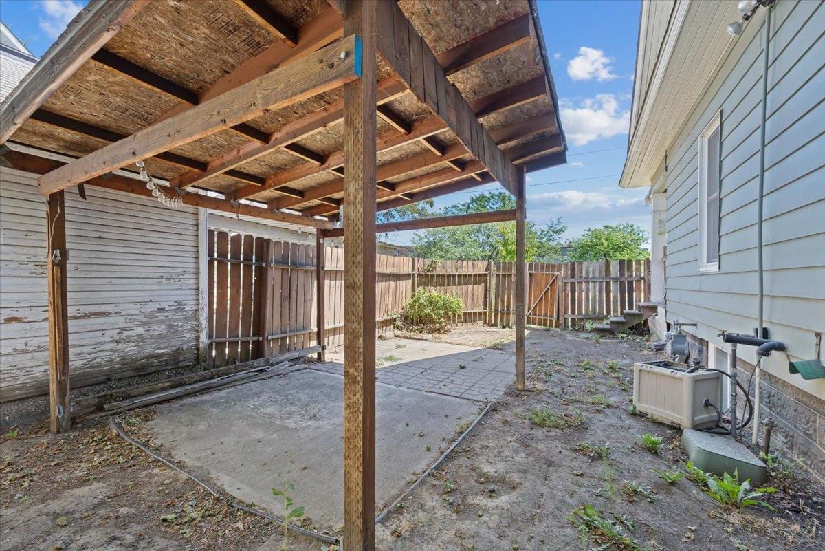 1919 North Standard Street Spokane, WA 99207 - Photo 32 of 44