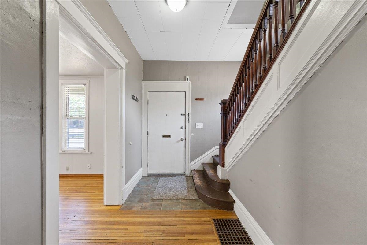 1919 North Standard Street Spokane, WA 99207 - Photo 7 of 44