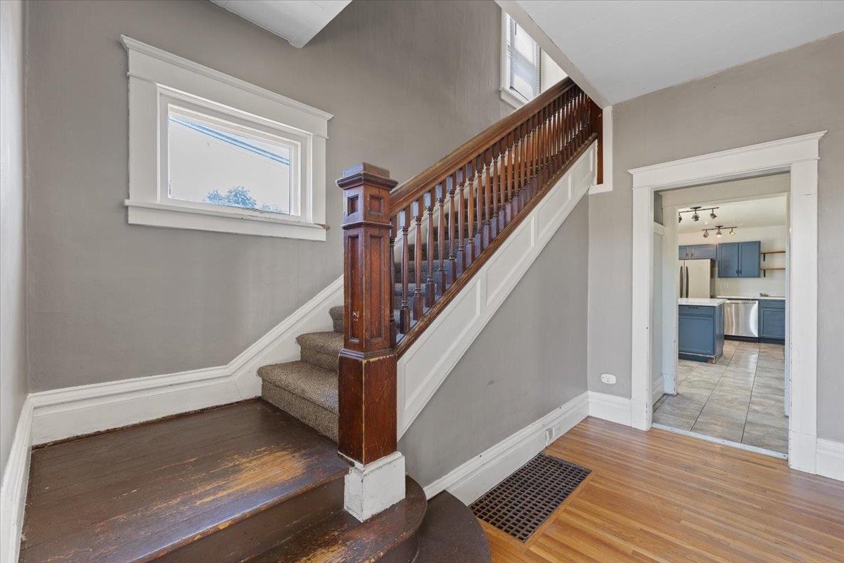 1919 North Standard Street Spokane, WA 99207 - Photo 8 of 44