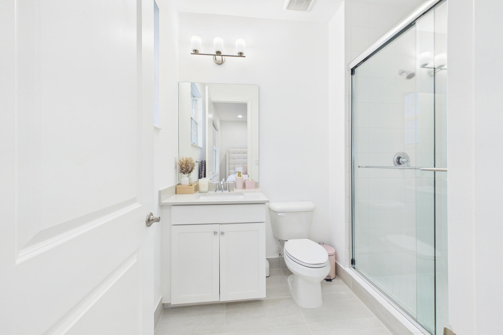 19243 Rolling Acrs Road Loxahatchee, FL 33470 - Photo 57 of 137 Bathroom