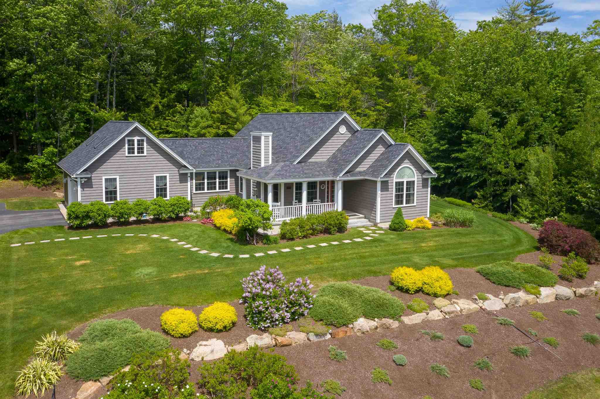 400 Grandview Road Conway, NH 03818 - Photo 1 of 40