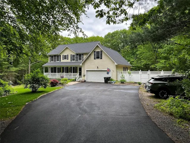 $749,900 | 115 Regina Drive, West Greenwich, RI 02817