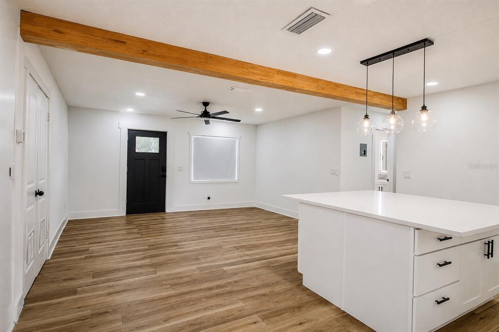 113 Inwood Circle Brandon, FL 33510 - Photo 8 of 20 Gallery Image 8