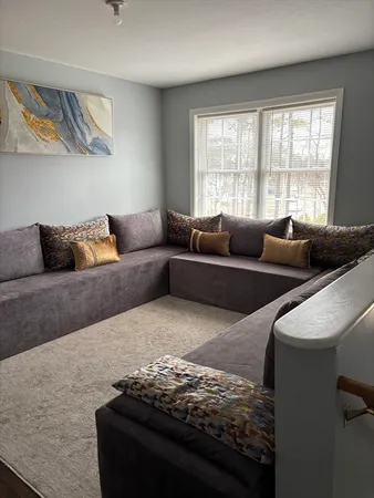 $2,000 | 19 Washington Street, Unit A, East Walpole, MA 02032