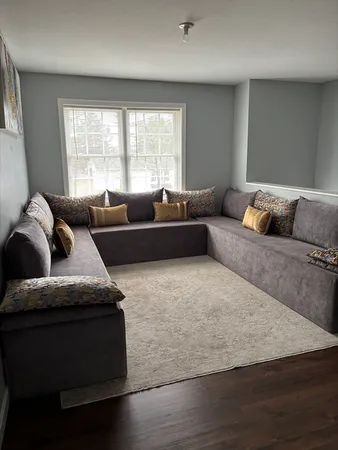 $2,000 | 19 Washington Street, Unit A, East Walpole, MA 02032