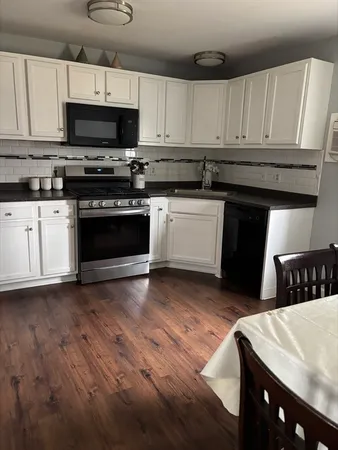 $2,000 | 19 Washington Street, Unit A, East Walpole, MA 02032