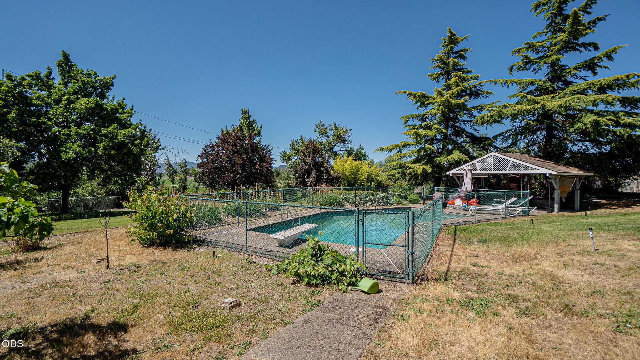 5247 Dobrot Way Central Point, OR 97502 - Photo 28 of 34