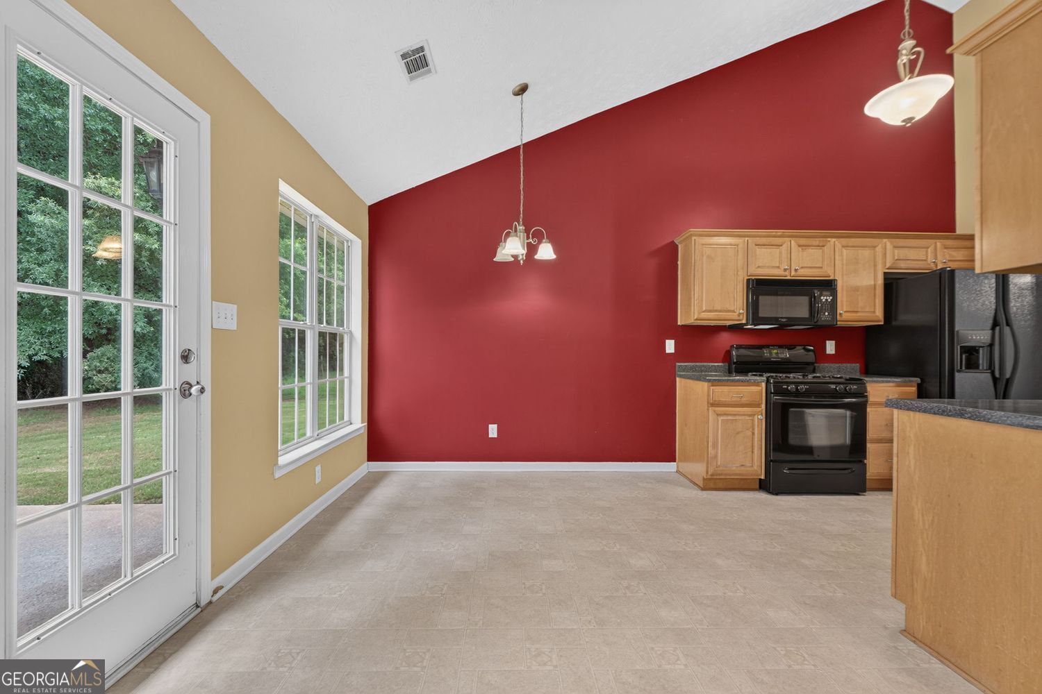 260 Sandstone Drive Hampton, GA 30228 - Photo 15 of 35