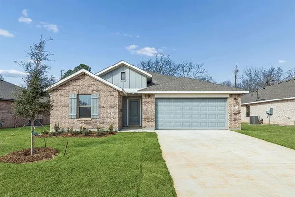 $299,990 | 3879 Rose Hl Court, Denison, TX 75020