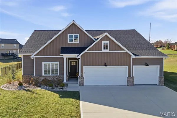 $3,995 | 621 Tea Olive Boulevard, O'Fallon, IL 62269