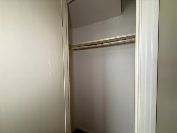 $1,050 | 1318 Heights Boulevard, Unit 4, Houston, TX 77008