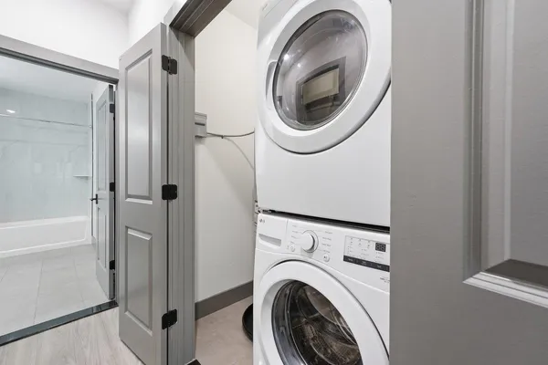 $2,500 | 531 32nd Street, Unit 303, Union City, NJ 07087