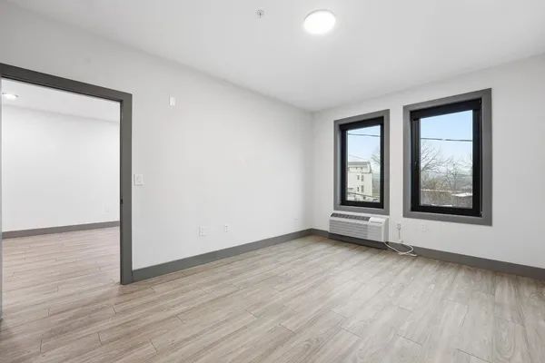 $2,500 | 531 32nd Street, Unit 303, Union City, NJ 07087