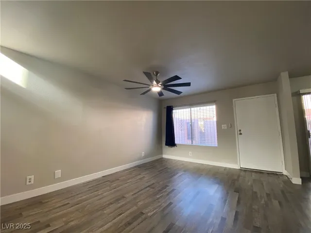 $1,595 | 1722 East University Avenue, Unit 8, Las Vegas, NV 89119