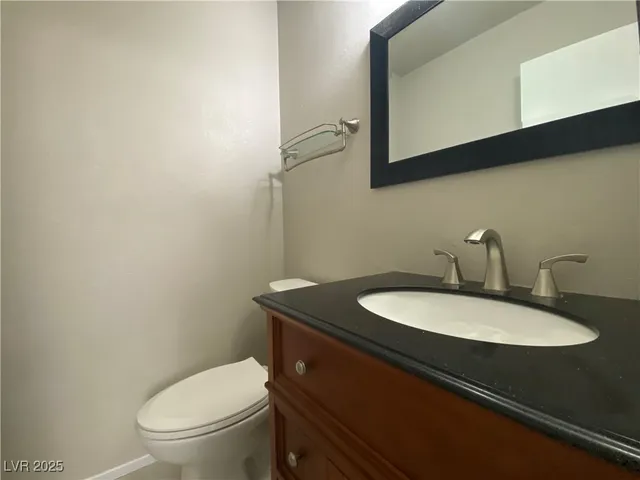 $1,595 | 1722 East University Avenue, Unit 8, Las Vegas, NV 89119