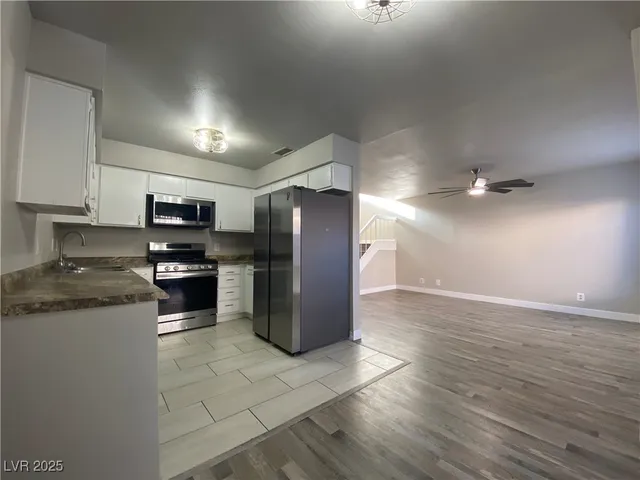 $1,595 | 1722 East University Avenue, Unit 8, Las Vegas, NV 89119
